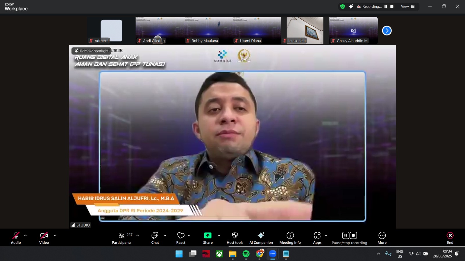 Habib Idrus Tegaskan: Bukan Anak yang Salah, Tapi Orang Tua di Era Gawai